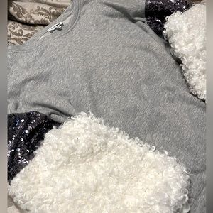 Fashion Nova Sequin/Faux Sheep sleeve sweatshirt